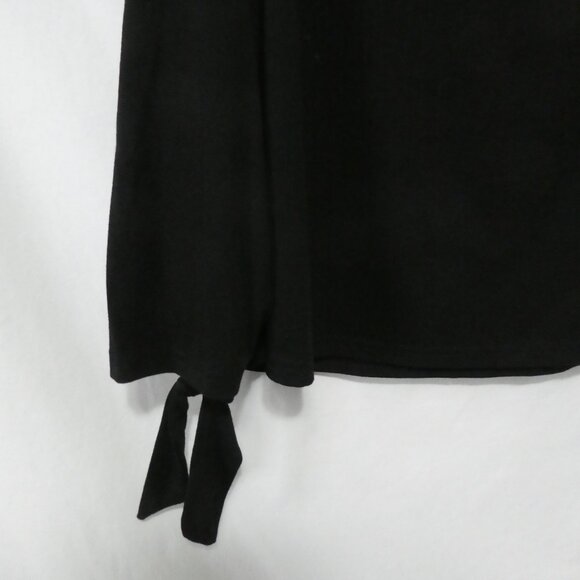 SHEIN - Curve | 1XL | Chic Black Top With Tie Sleeves - Picture 6 of 16